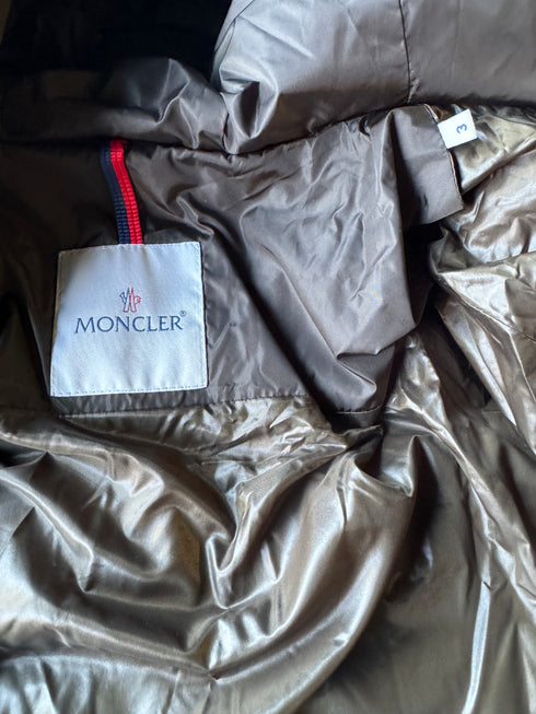 Moncler Jacket Canut size 3 olive green